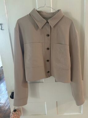 Wilfred (Aritzia) Beige Little Cropped Jacket
